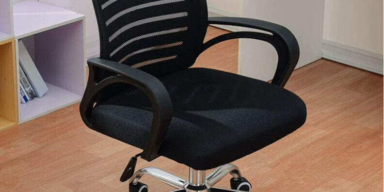 Bulk Mesh Conference Chairs with Armrests Modern Office
