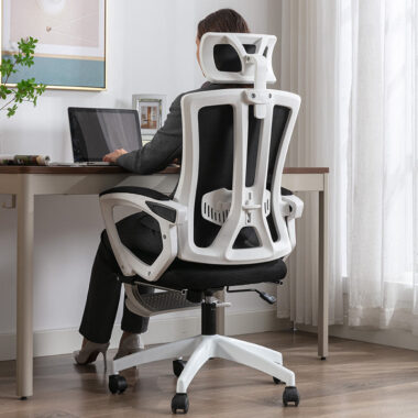 Modern Mesh Ergonomic Office Chairs with Adjustable Headrest