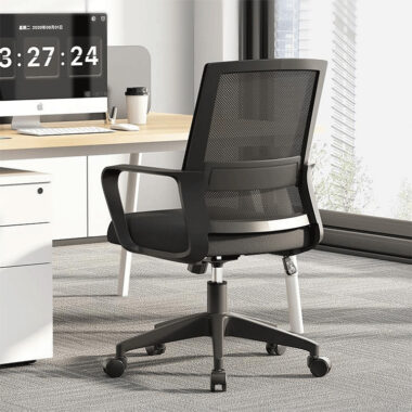 Bulk Mesh Task Office Chairs Swivel Design